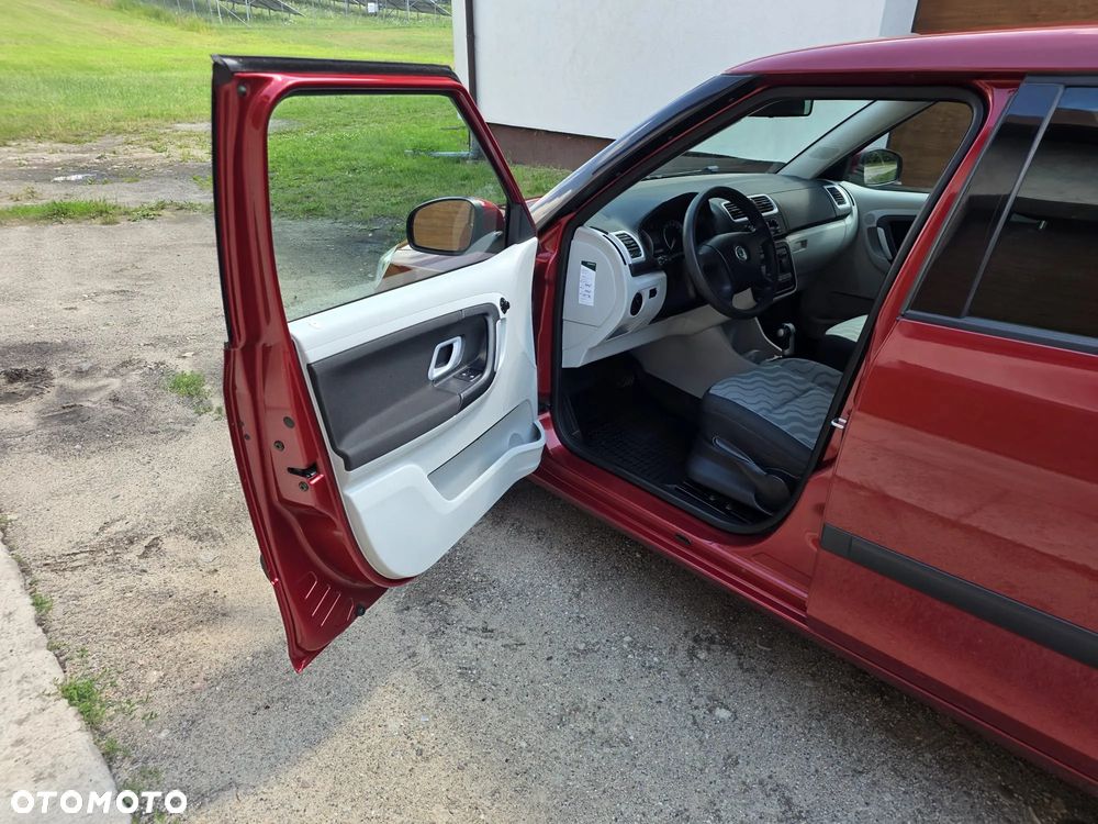 Skoda Fabia 1.6 16V Tiptronic Ambiente - 7