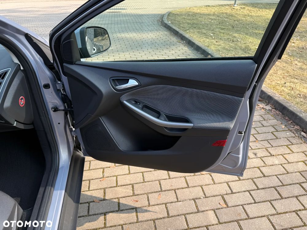 Ford Focus - 18