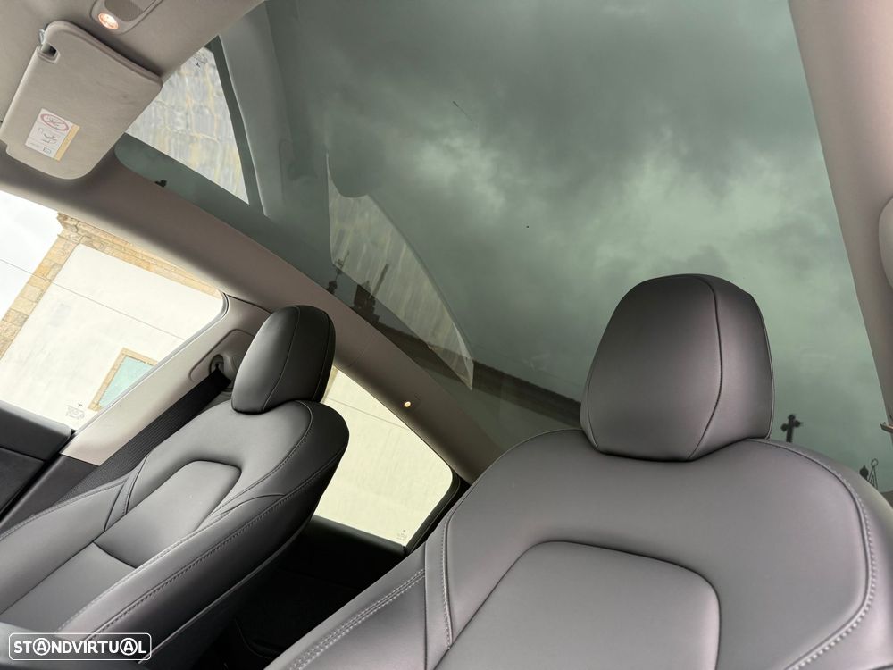 Tesla Model Y Tração Traseira - 16