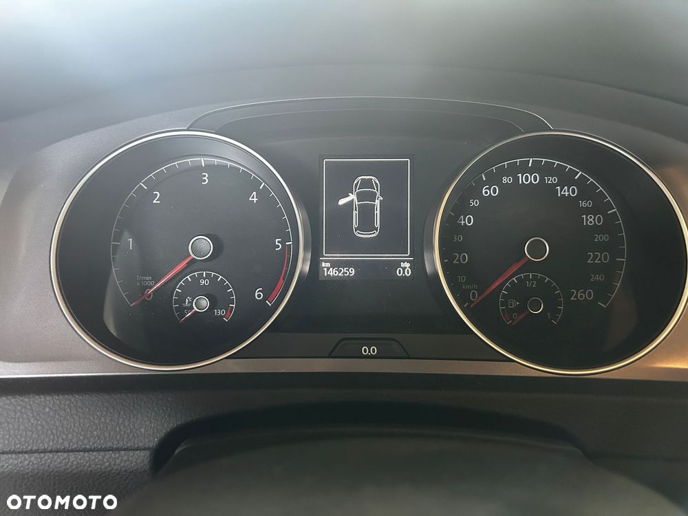 Volkswagen Golf 1.6 TDI BlueMotion Trendline - 9