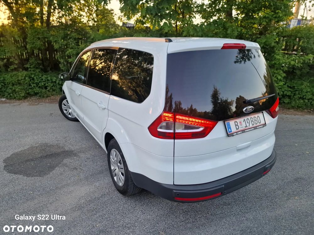 Ford Galaxy 2.0 TDCi DPF Titanium - 4