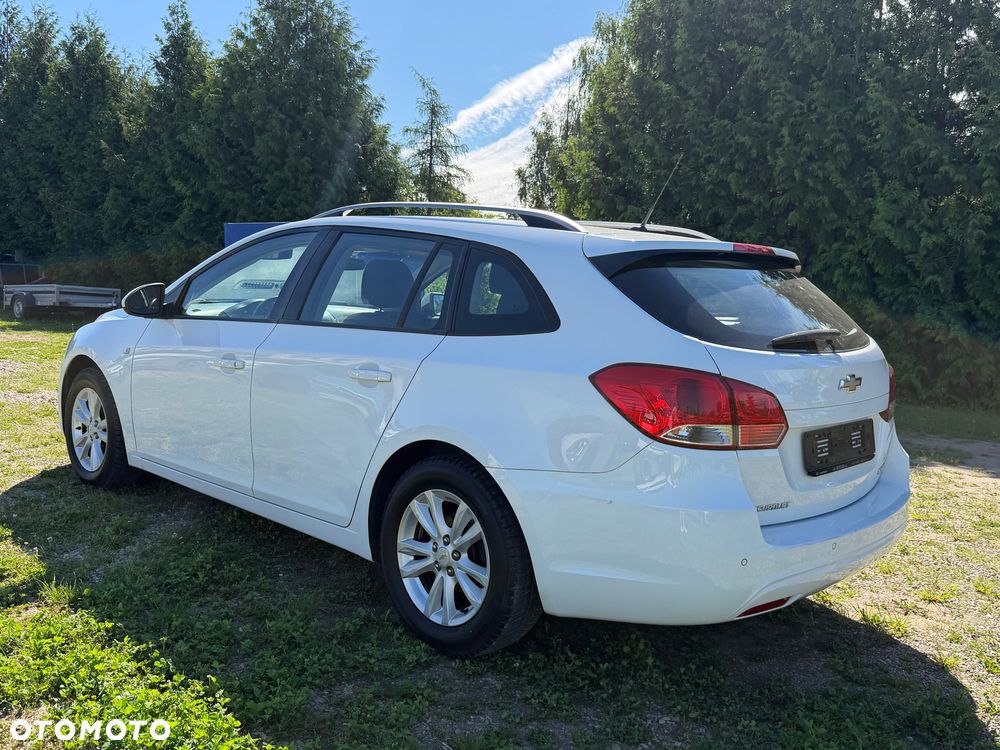 Chevrolet Cruze 1.6 LT - 5
