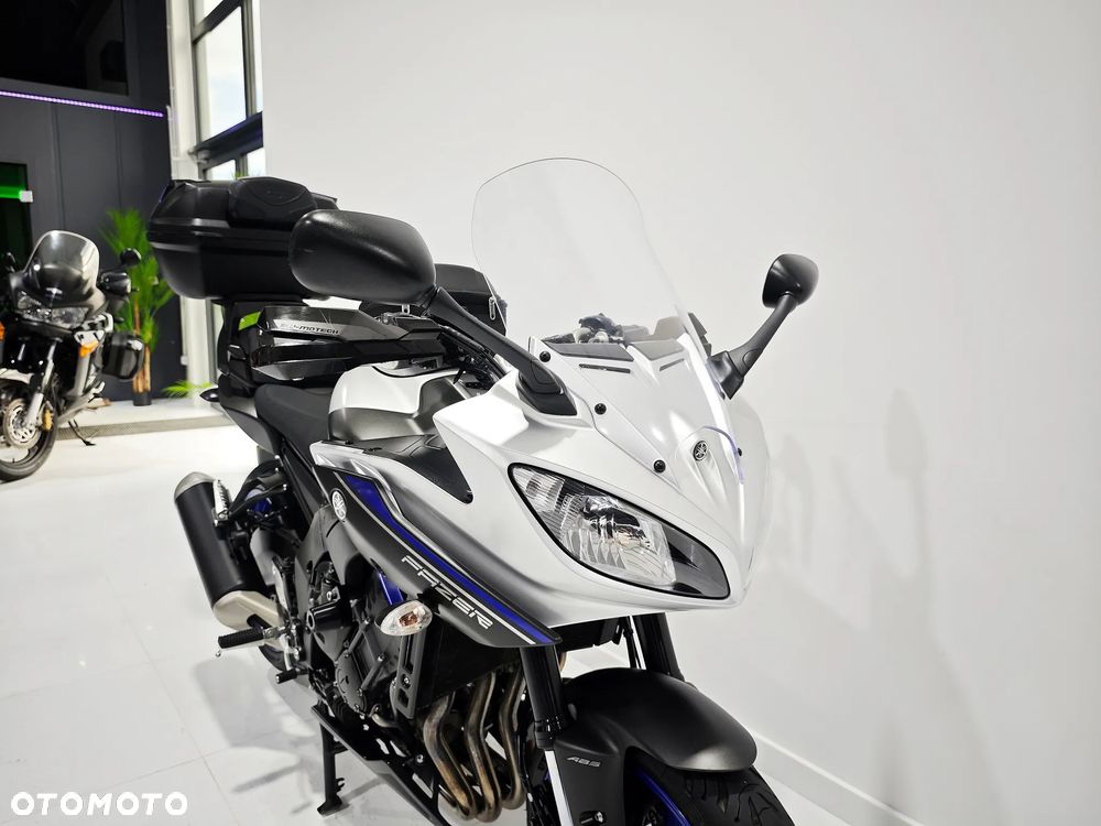Yamaha FZ - 6