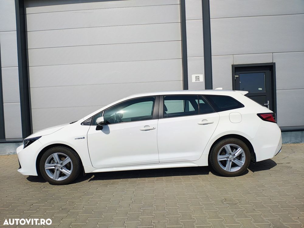 Toyota Corolla 1.8 HSD Business - 2