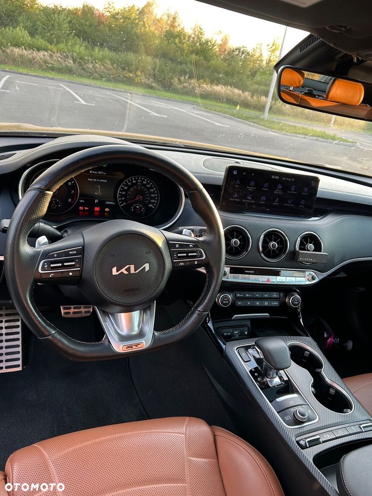 Kia Stinger 3.3 T-GDI V6 GT AWD - 23