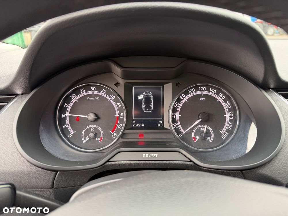 Skoda Octavia 1.6 TDI SCR Ambition - 17