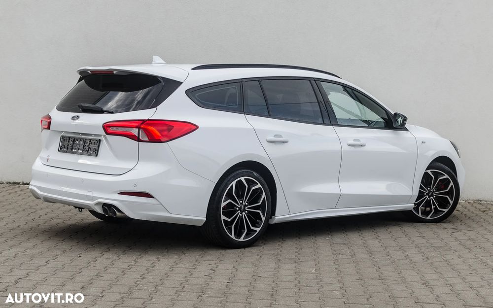 Ford Focus 1.5 EcoBlue Start-Stopp-System ST-LINE DESIGN - 8