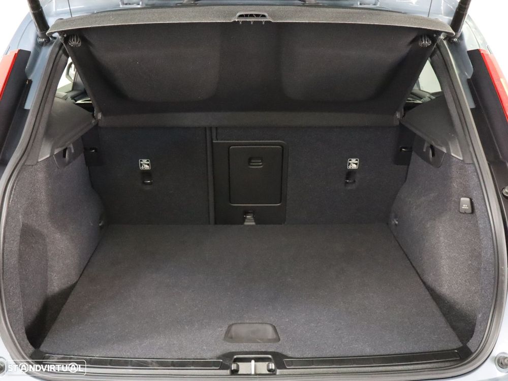 Volvo XC 40 1.5 T5 PHEV Core - 26