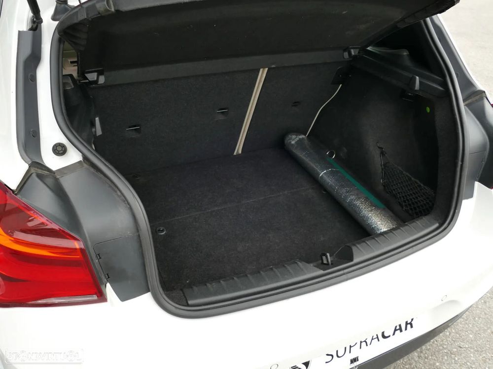 BMW 116 d Pack M - 10