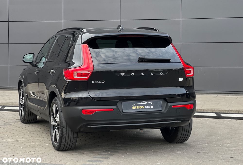 Volvo XC 40 T4 Plug-In Hybrid R-Design - 6
