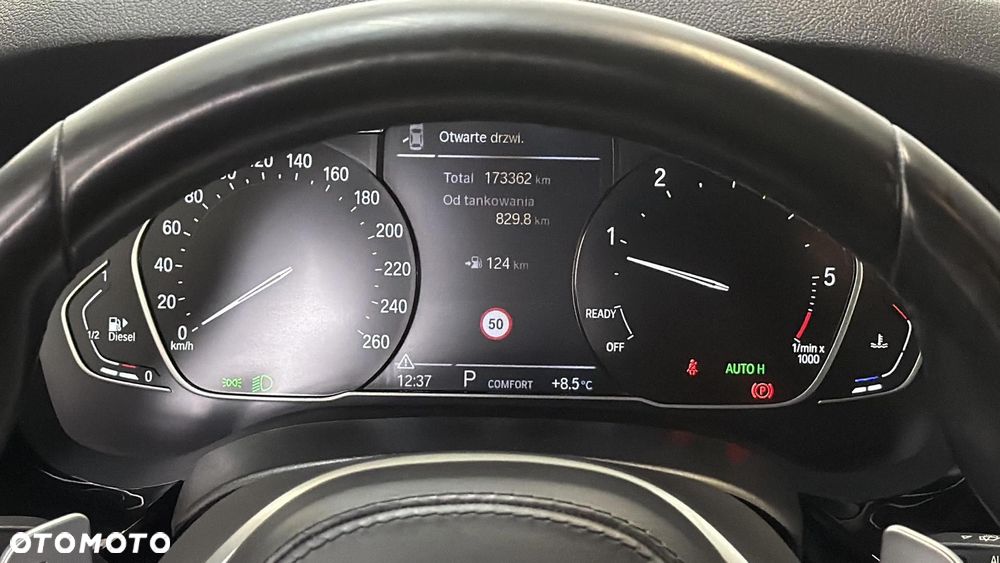BMW Seria 5 520d xDrive M Sport sport - 15