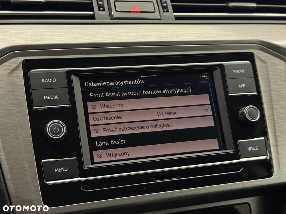 Volkswagen Passat 2.0 TDI EVO Essence DSG - 34