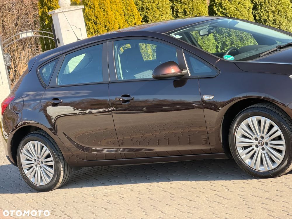 Opel Astra 1.6 Cosmo - 16
