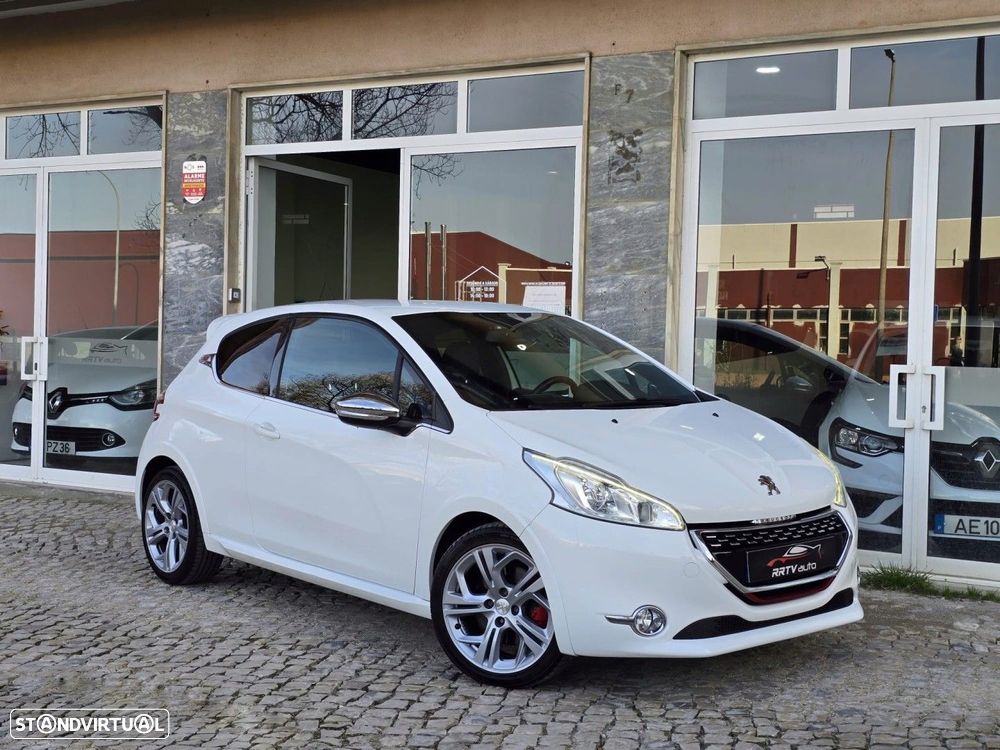 Peugeot 208 1.6 THP GTi - 11