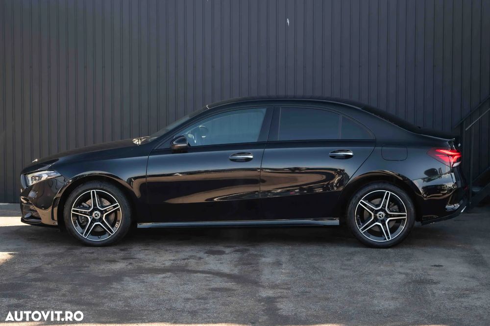 Mercedes-Benz A 250 e 8G-DCT Edition AMG Line - 9