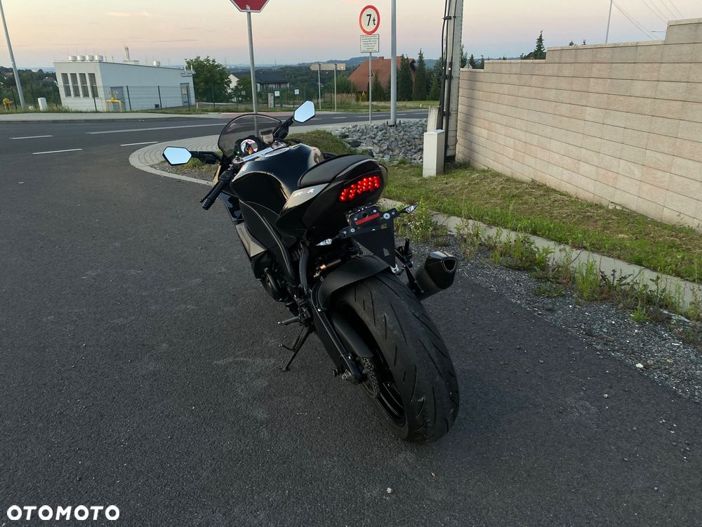 Kawasaki ZX - 3