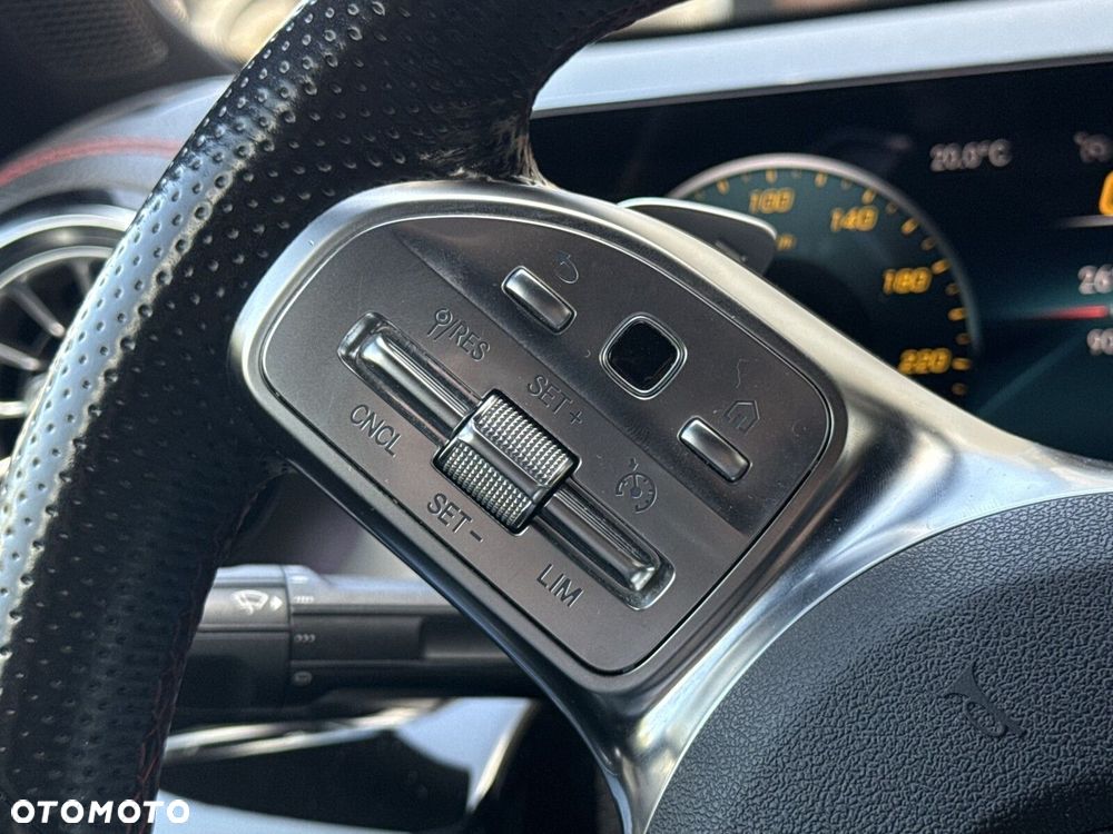 Mercedes-Benz CLA - 27