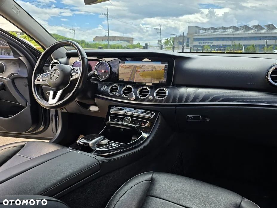 Mercedes-Benz Klasa E 220 d 9G-TRONIC Avantgarde - 9