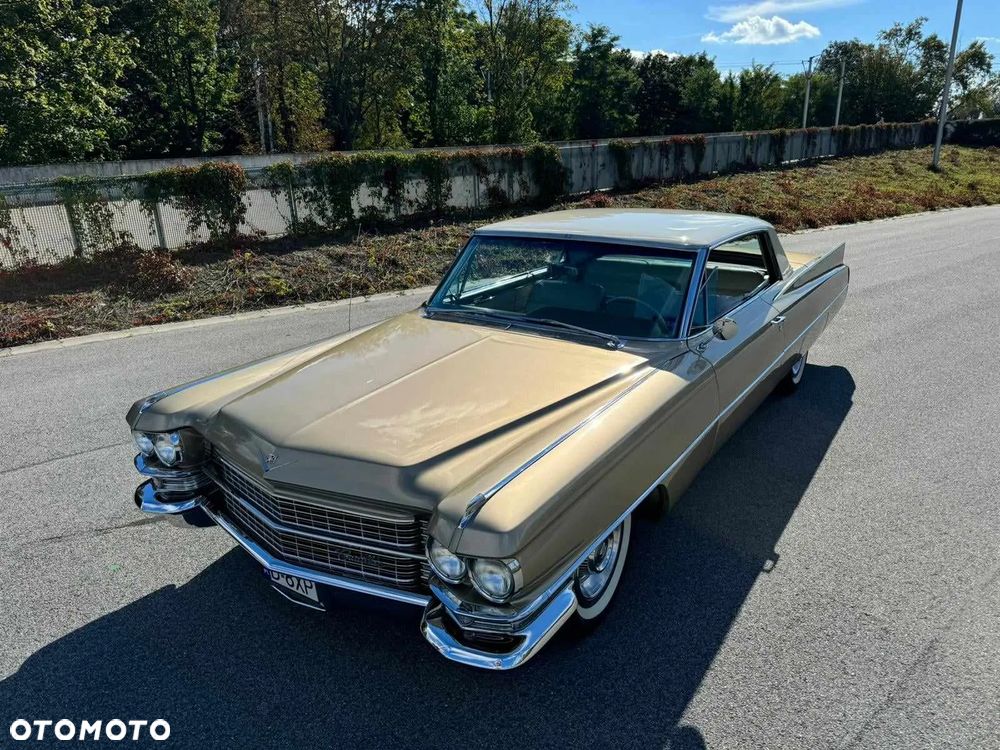 Cadillac Deville - 6