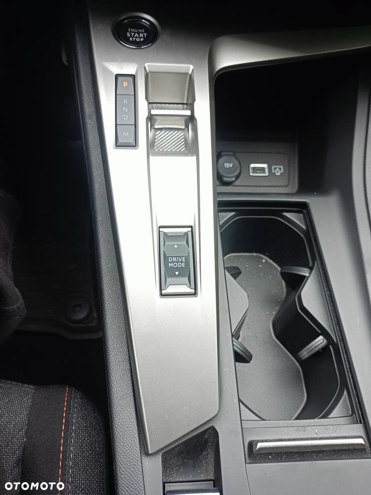 Peugeot 308 Hybrid 136e-DSC6 Allure - 18