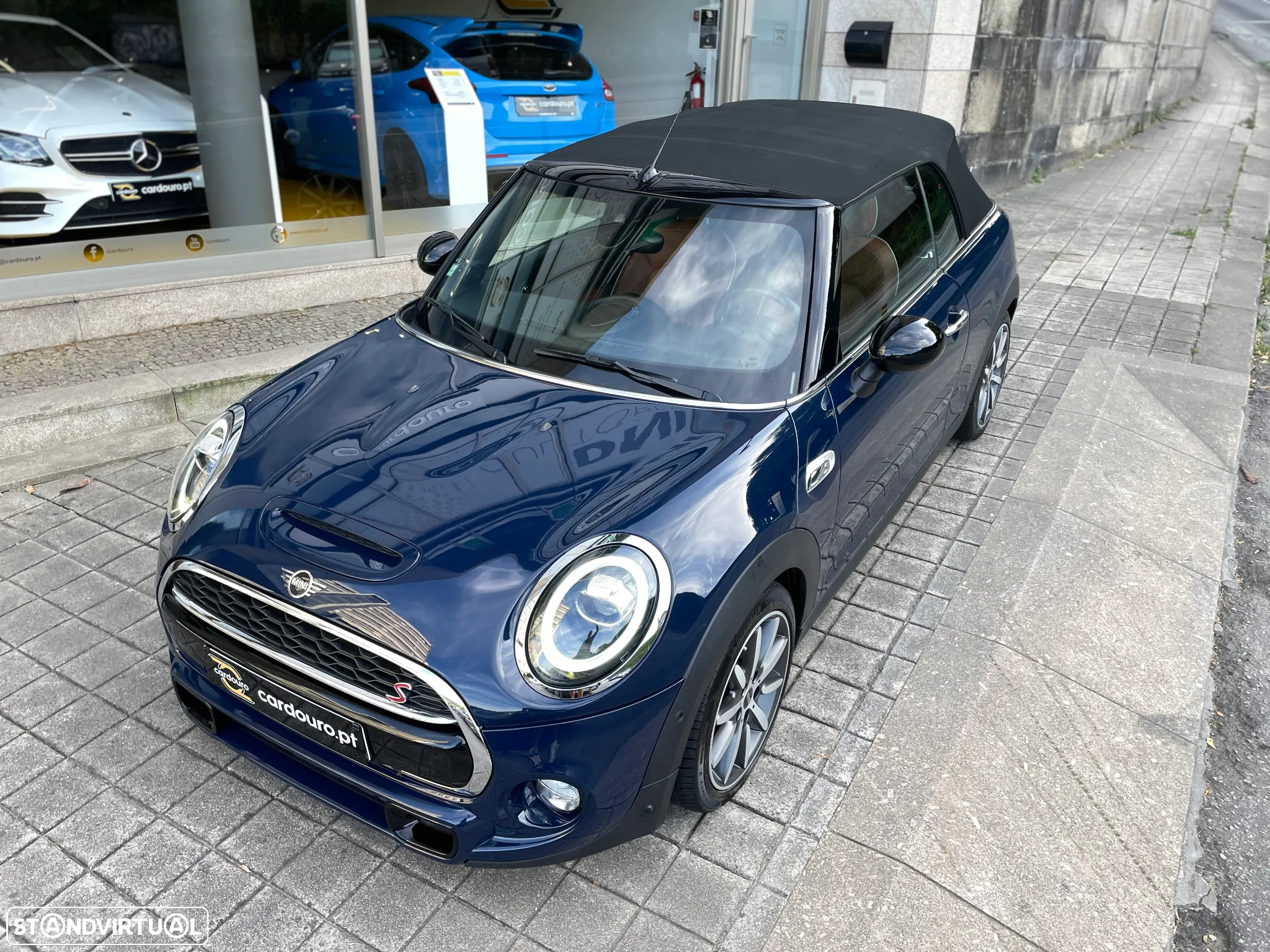 MINI Cabrio Cooper SD Auto - 4