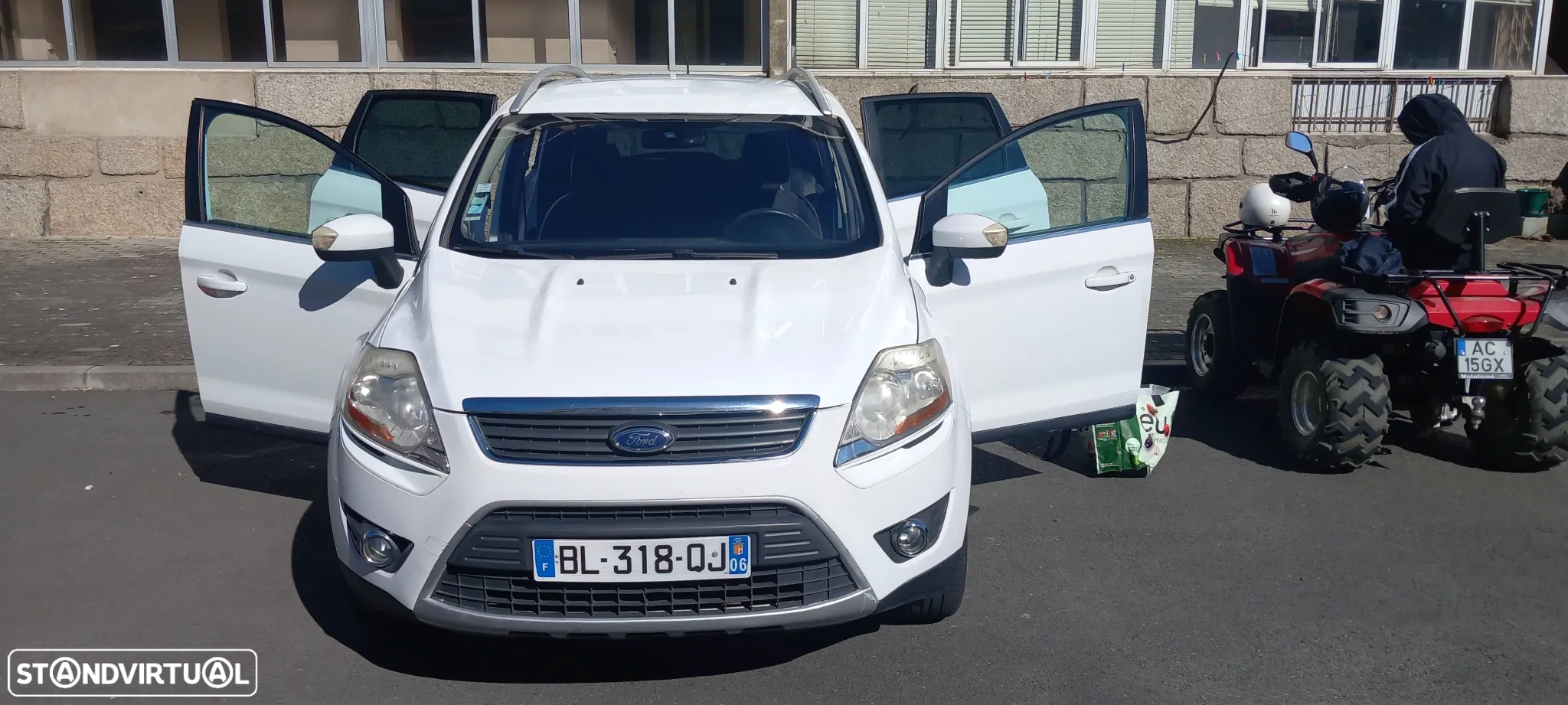 Ford Kuga 2.0 TDCi 4x4 Aut. ST-Line - 10