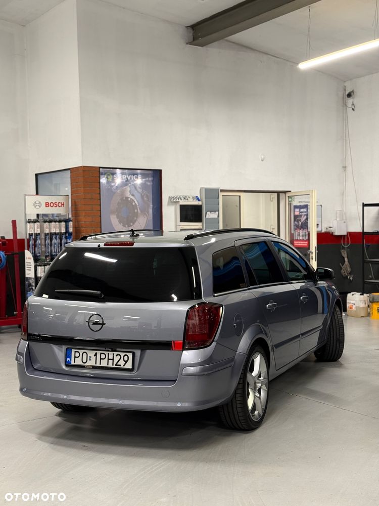 Opel Astra 1.6 Easytronic Cosmo - 2