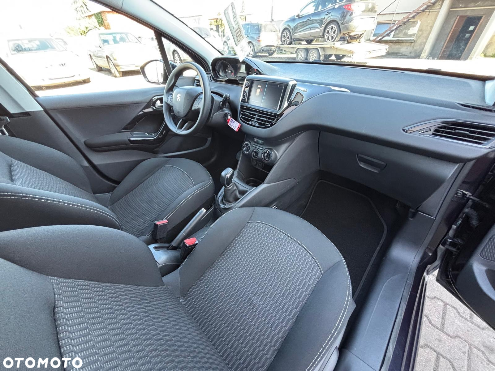 Peugeot 208 1.6 BlueHDi Active - 25