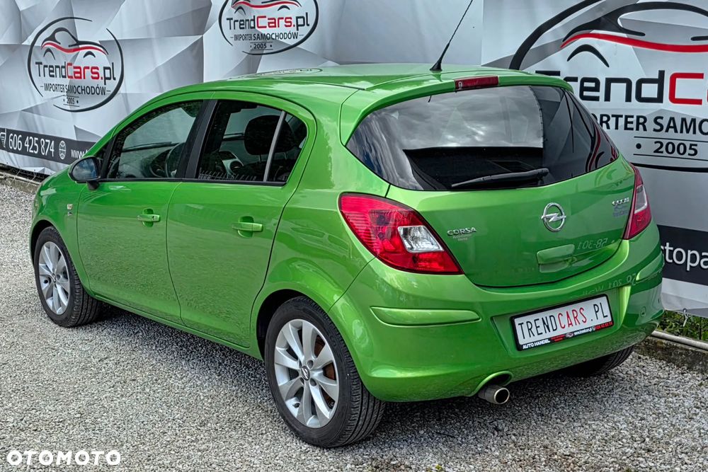 Opel Corsa 1.4 16V 150 Jahre - 13