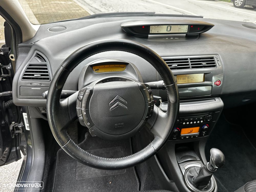 Citroën C4 HDi 110 FAP VTR Plus - 19
