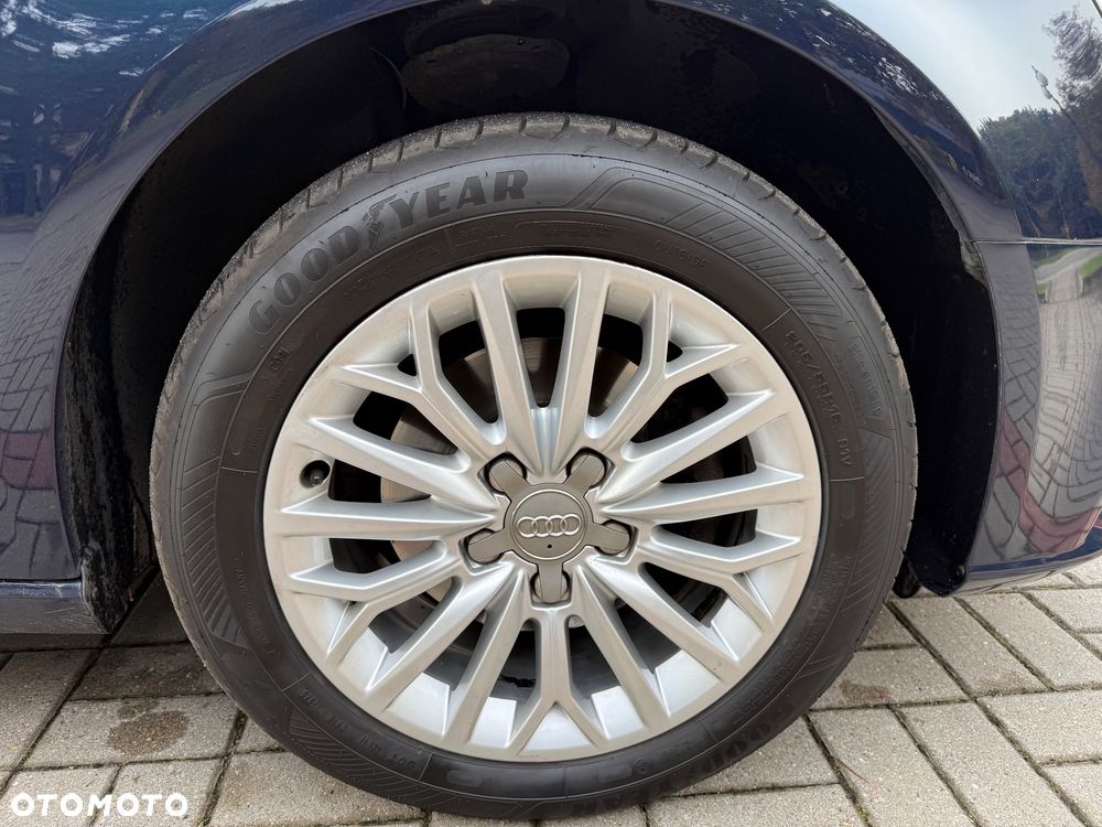 Audi A3 Sportback 1.6 TDI S tronic sport - 37