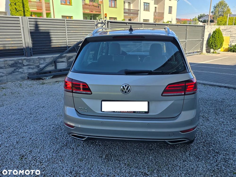 Volkswagen Golf Sportsvan 1.5 TSI ACT OPF Highline - 6