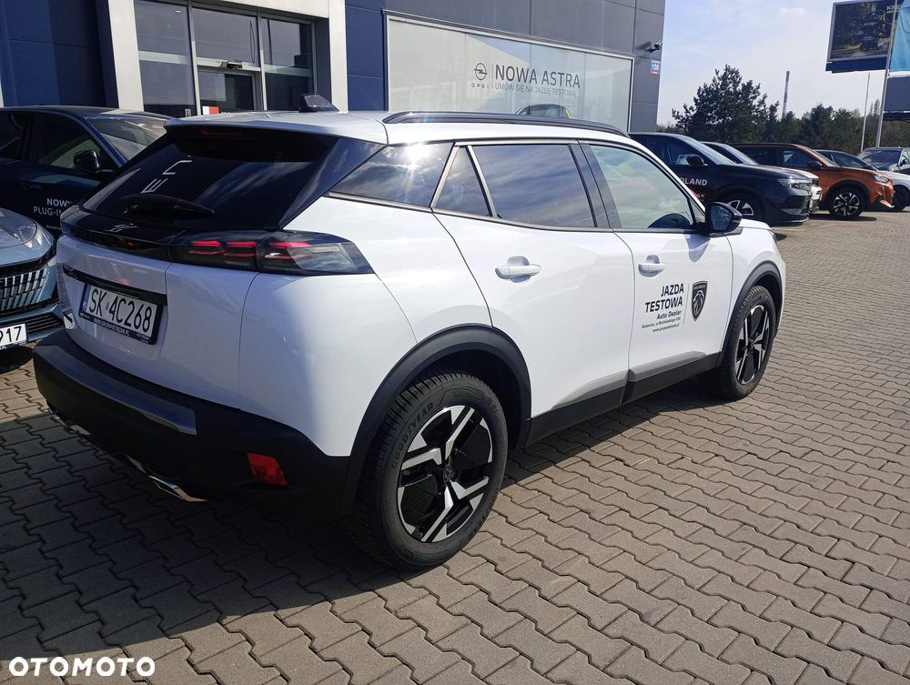 Peugeot 2008 PureTech 130 Allure S&S EAT8 - 4