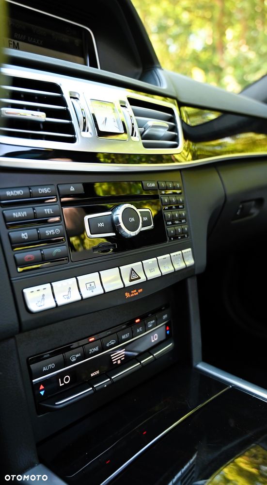 Mercedes-Benz Klasa E 500 4-Matic Avantgarde - 39