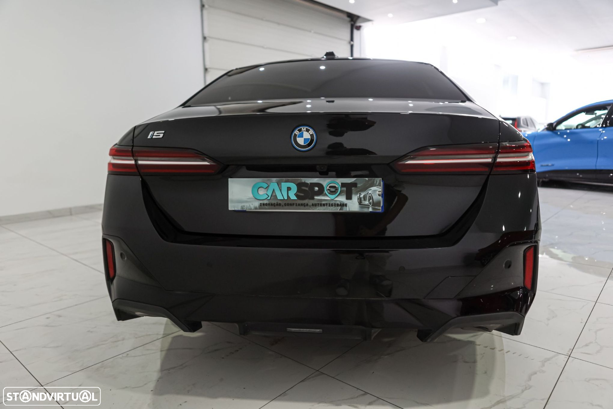 BMW i5 eDrive40 Edição Desportiva M - 11