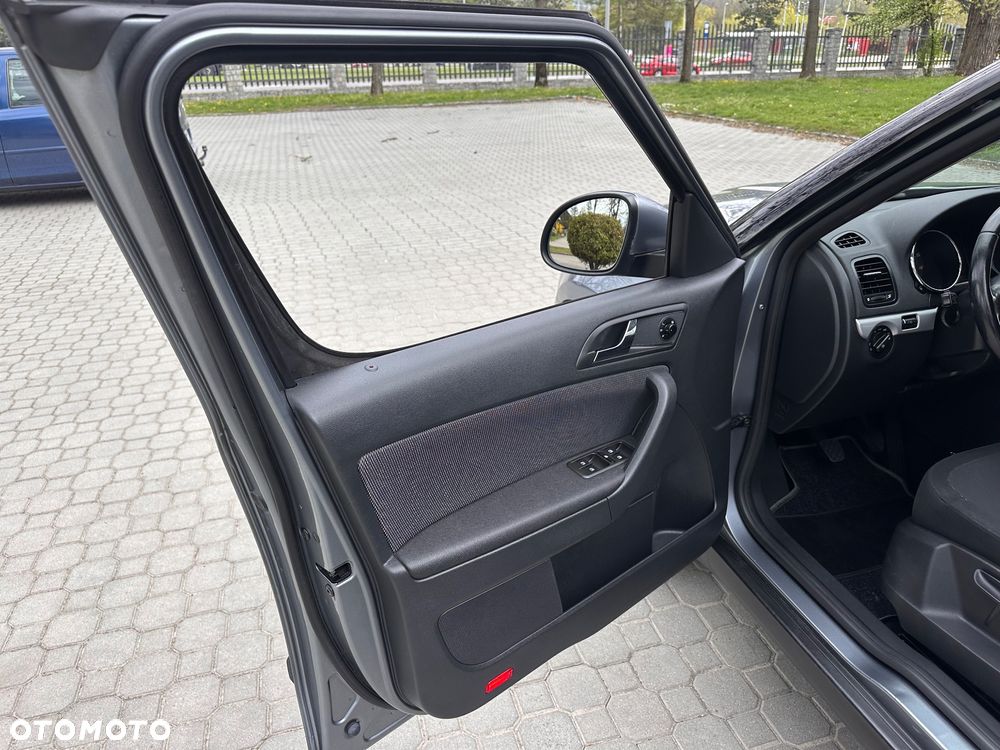 Skoda Yeti 1.2 TSI Active PLUS EDITION - 17