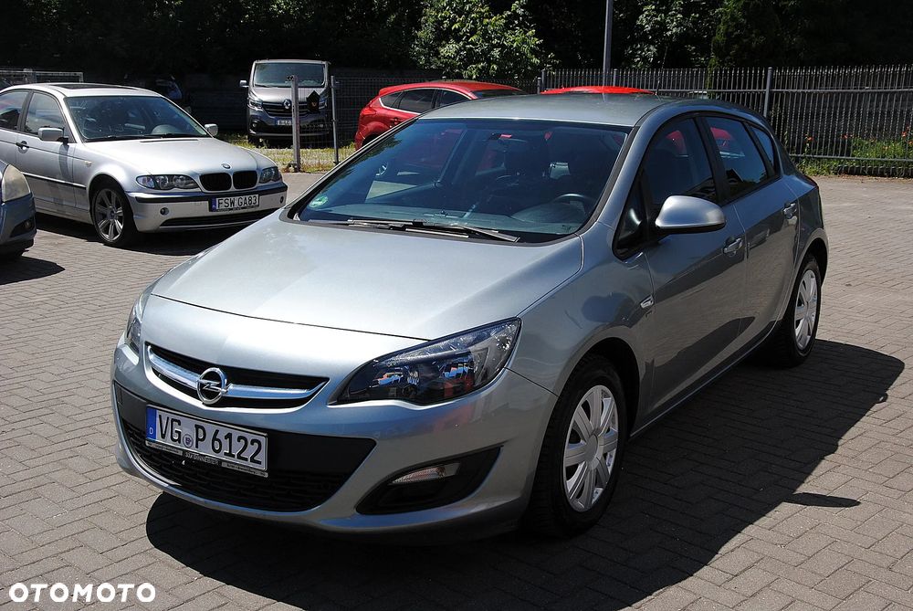 Opel Astra 1.4 Turbo Innovation - 2