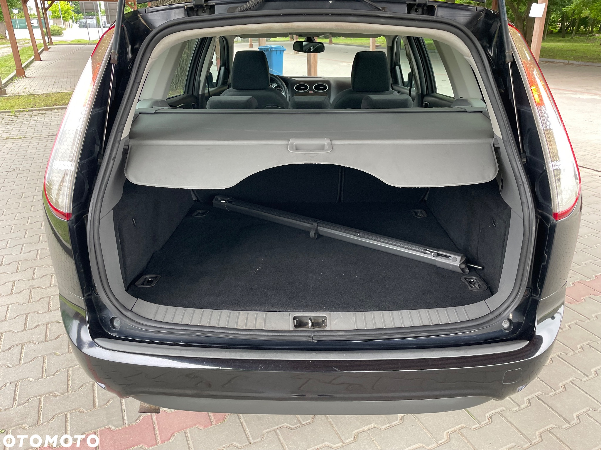 Ford Focus 2.0 TDCi DPF Ghia - 21