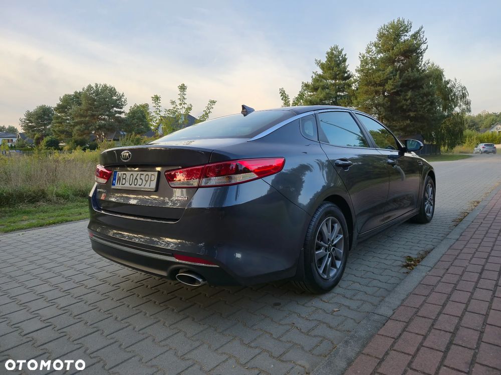 Kia Optima 1.7 CRDI M - 8
