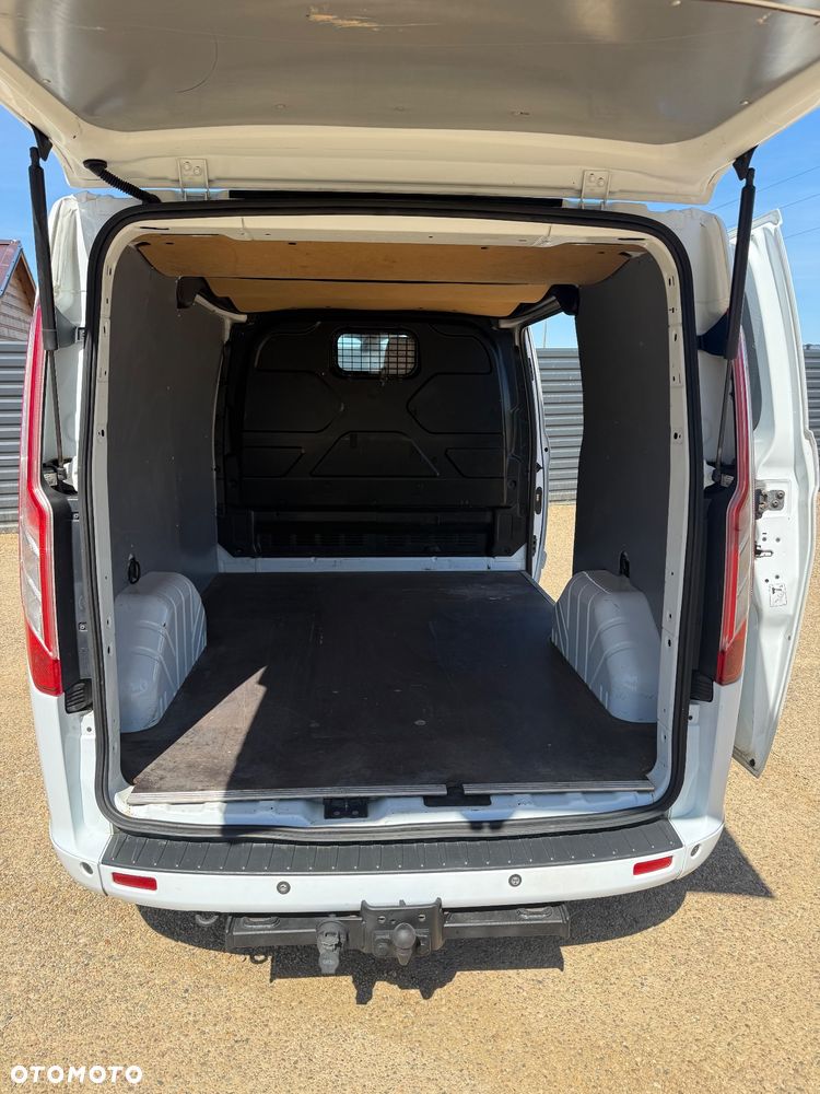 Ford Transit Custom - 22