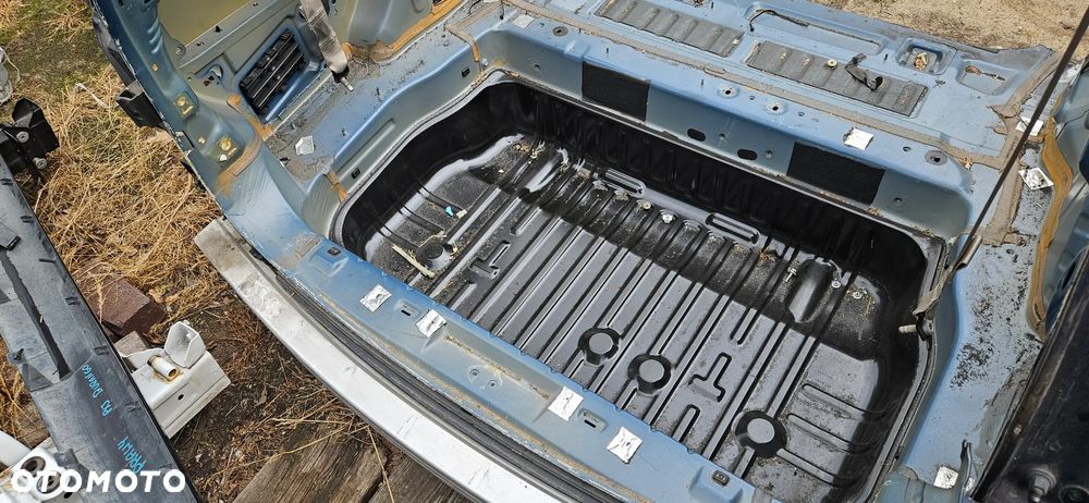Chrysler Pacifica 2016- Pas tył Pas tylny Ściana tylna Wanna Ćwiartka tył Kufer Dupa Belka zderzaka Ślizg Mocowanie kolor PBX - 5
