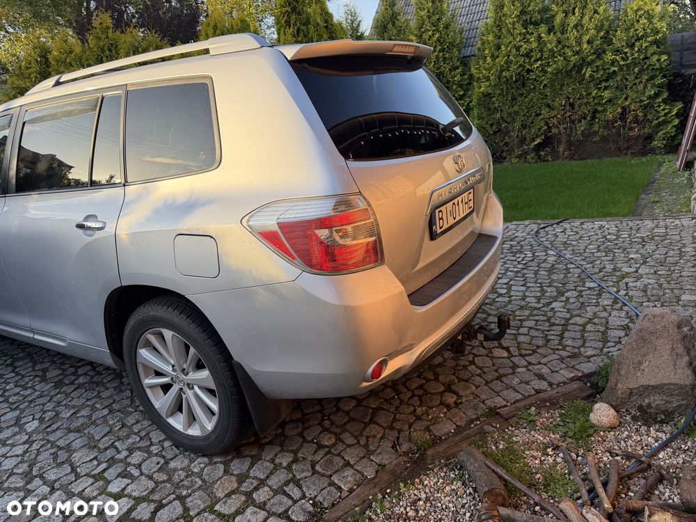 Toyota Highlander - 4
