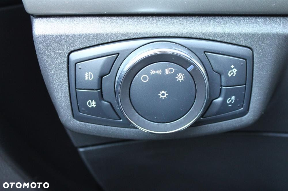 Ford Mondeo - 13