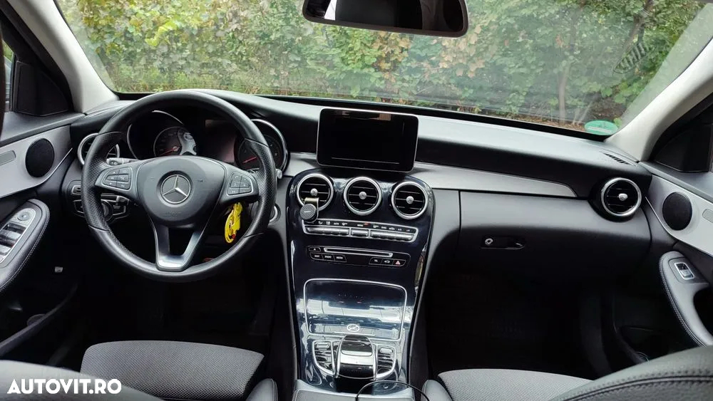 Mercedes-Benz C 220 d T 9G-TRONIC Avantgarde - 12