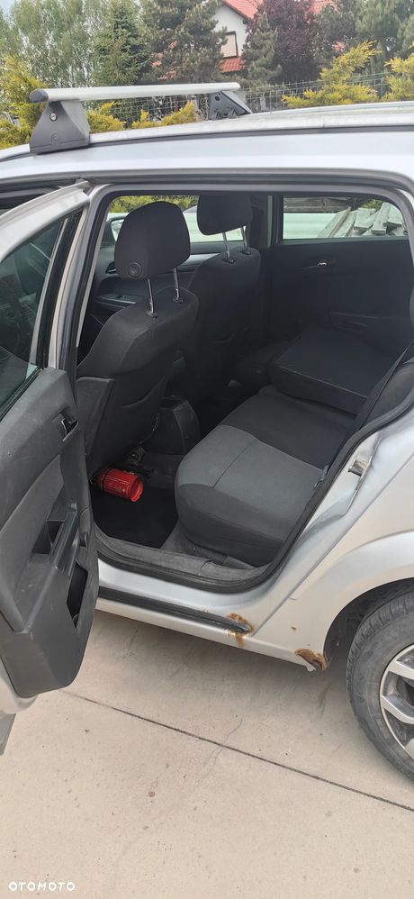 Opel Astra 1.3 CDTI - 4