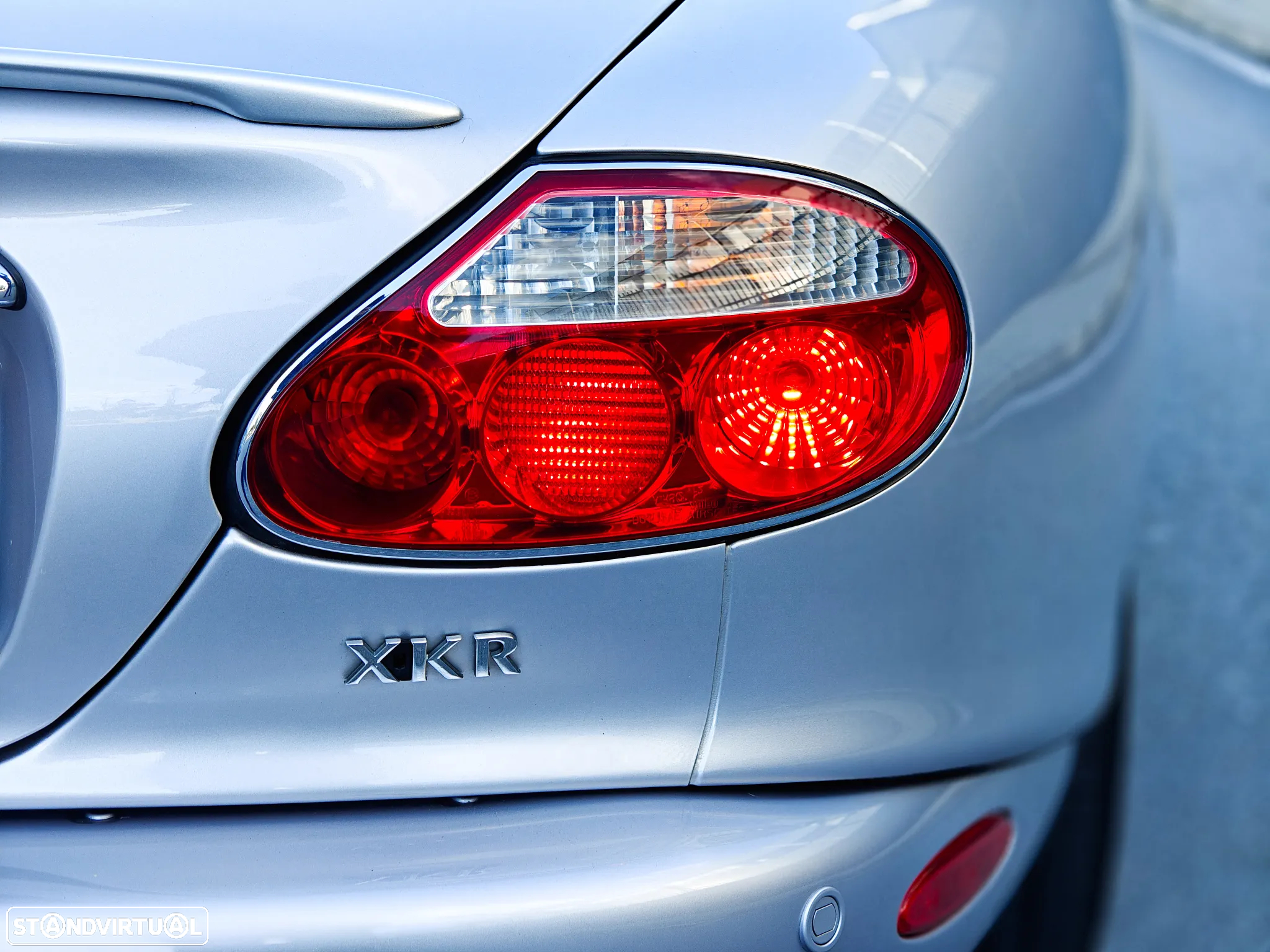 Jaguar XK XKR 4.0 Convertible - 12