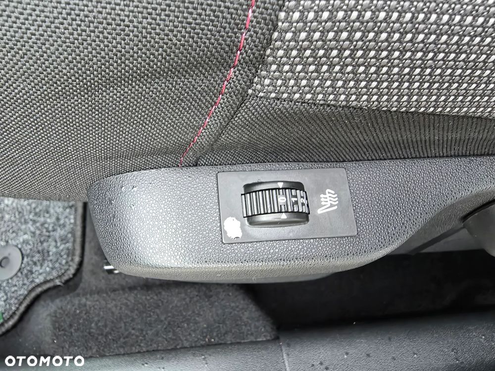 Citroën C4 Cactus 1.2 PureTech Live S&S - 30