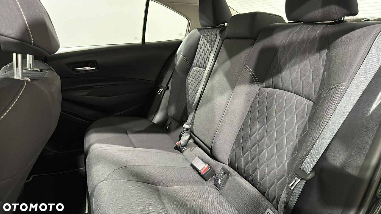 Toyota Corolla - 15