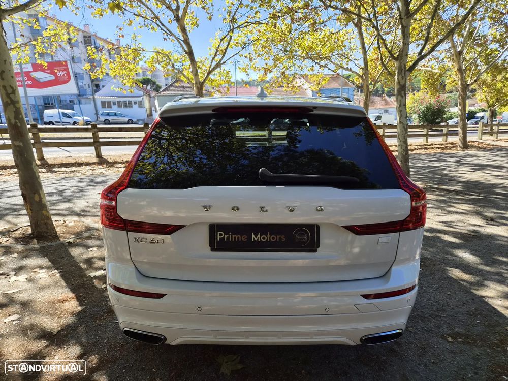 Volvo XC 60 2.0 T6 PHEV R-Design AWD - 7