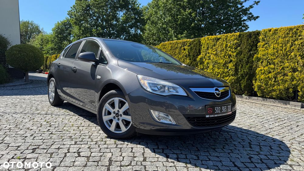 Opel Astra - 2